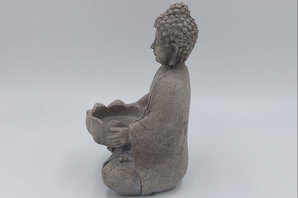 Buddha mit Teelichthalter aus Polyresin, ca. 14 cm,