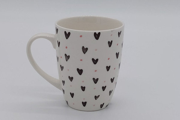 Tasse/Becher Herz Dekor aus Keramik